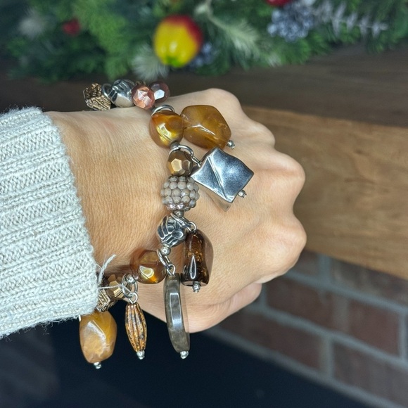 Vintage Treska Elegant Earth Tones Brown and Silver Beaded Bracelet Handmade - Picture 10 of 13